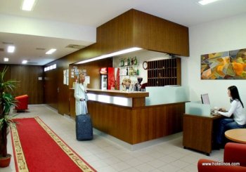 Hotel INOS